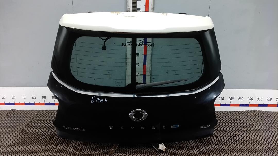 крышка багажника SsangYong Tivoli 1 поколение 2016, 1.6 л., дизель, МКПП, внедорожник 5 дв. - фото №1