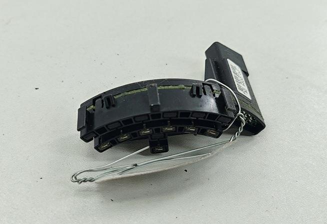 датчик угла поворота руля Volkswagen Touareg 1 поколение 2006, 3.0 л., дизель, АКПП, серый, внедорожник 5 дв., 00204405 - фото №1