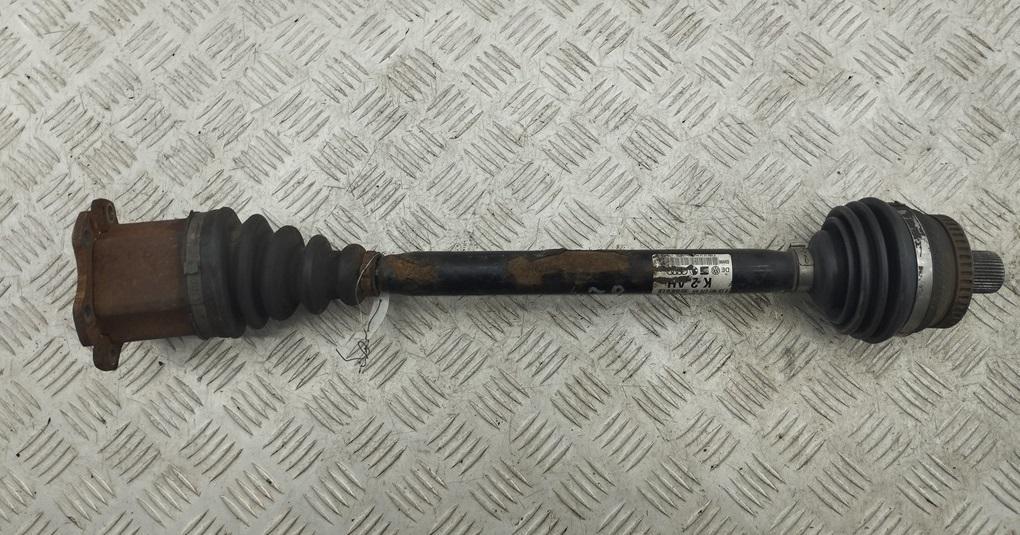 полуось передняя правая (приводной вал, ШРУС) Audi A4 B6 2002, 2.0 л., бензин, МКПП, синий, универсал, 8E0407272AH