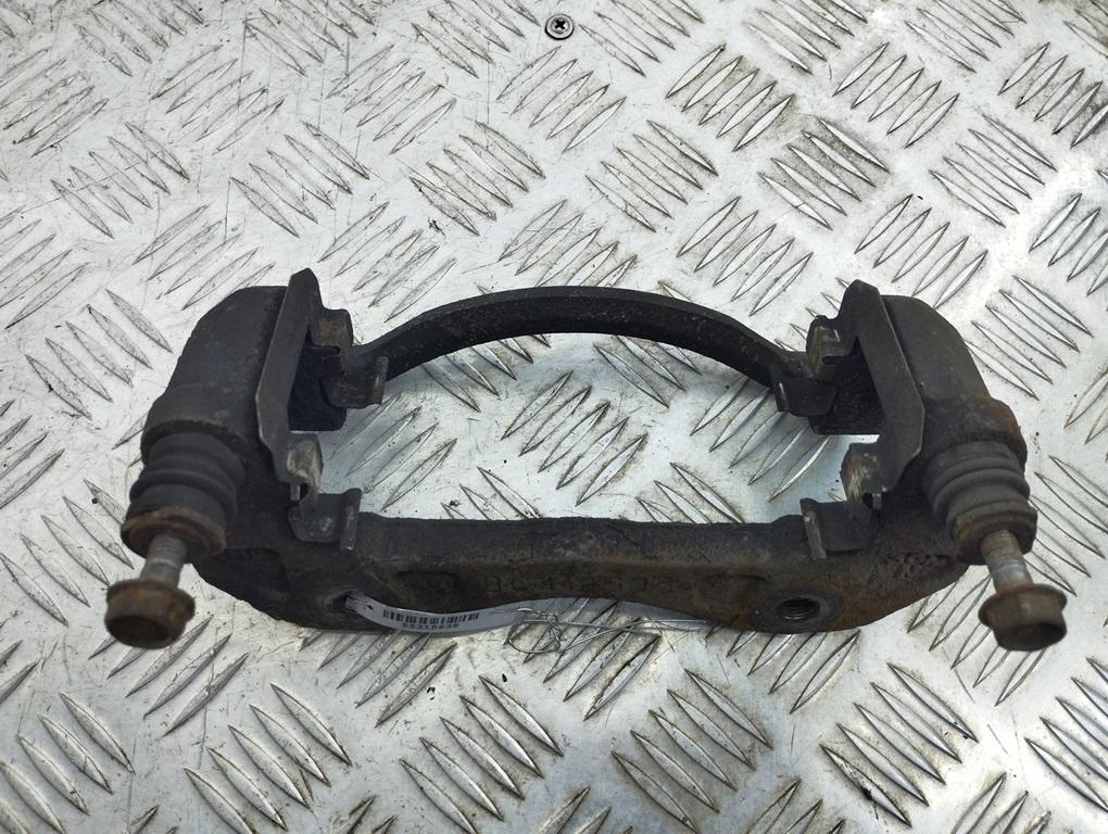 скоба суппорта Hyundai Santa Fe 2003, 2.4 л., бензин, МКПП, серый, внедорожник 5 дв.