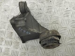 кронштейн КПП Audi A6 4B/C5 1998, 2.4 л., бензин, МКПП, серый, универсал, 8D0399114S