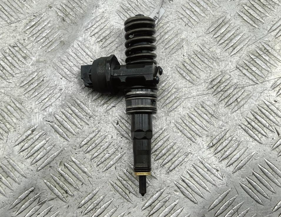 форсунка Volkswagen Passat B5+ (GP) 2002, 1.9 л., дизель, МКПП, чёрный, универсал, 038130073AR, 0414720214