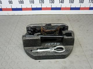 ящик под инструменты / набор инструментов Ford Fiesta 6 поколение 2008, 1.4 л., бензин, МКПП, хетчбэк 5 дв.