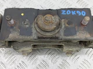 подушка крепления КПП Mitsubishi L200 4 поколение [2-й рестайлинг] 2014, 2.5 л., дизель, МКПП, пикап