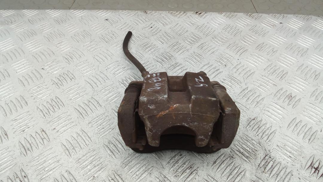 суппорт задний правый Toyota RAV4 2014, 2.0 л., дизель, МКПП, внедорожник 5 дв.
