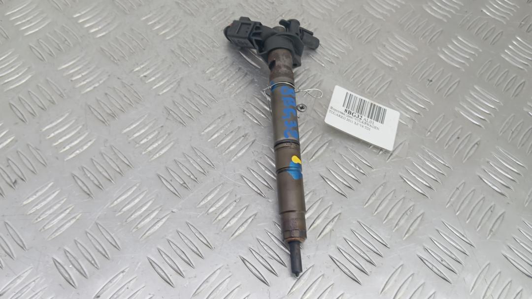 форсунка Volkswagen Touareg 2 поколение 2011, 3.0 л., V6 TDI, дизель, АКПП, внедорожник 5 дв., 059130277CD, 0445117022 - фото №1
