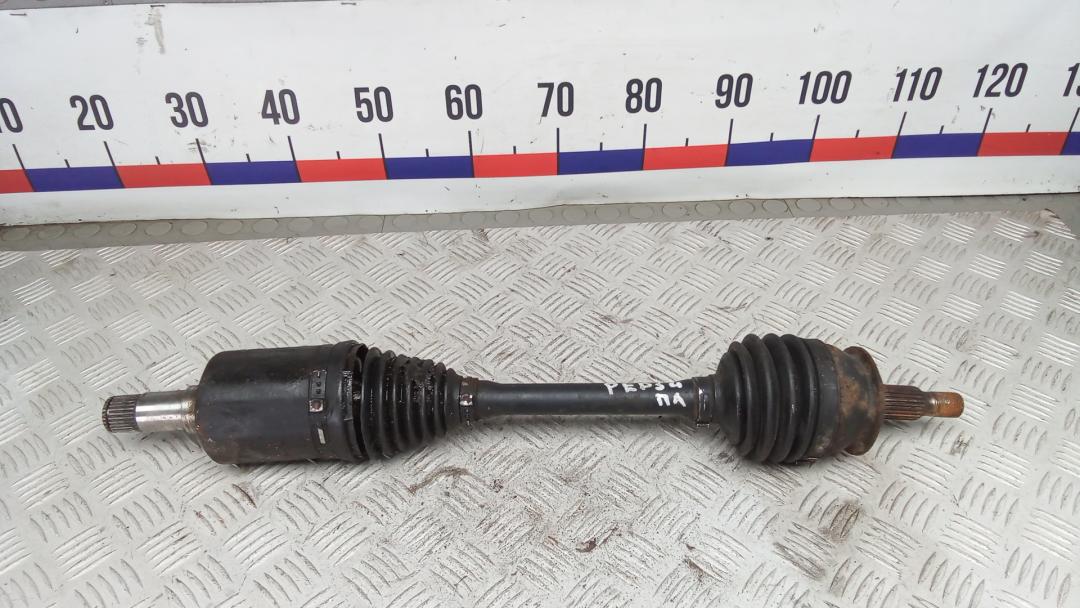 полуось передняя левая (приводной вал, ШРУС) Mercedes-Benz B-Класс W245 2007, 2.0 л., D B180 CDI, дизель, АКПП, минивэн - фото №1