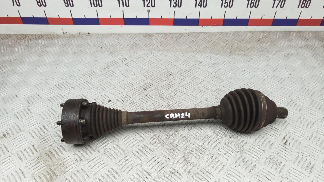 полуось передняя левая (приводной вал, ШРУС) Skoda Octavia 3 поколение (A7) 2014, 1.6 л., дизель, АКПП, хетчбэк 5 дв. - фото №1