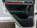 дверь задняя левая Volkswagen Touareg 2 поколение 2011, 3.0 л., V6 TDI, дизель, АКПП, внедорожник 5 дв. - фото №8