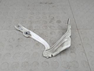 петля капота Skoda Octavia 3 поколение (A7) 2014, 1.6 л., дизель, АКПП, хетчбэк 5 дв.