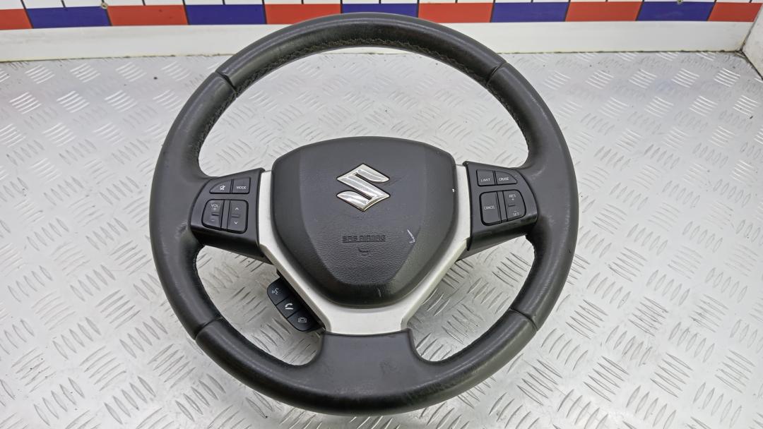 руль Suzuki SX4 2 поколение 2015, 1.6 л., бензин, МКПП, хетчбэк 5 дв. - фото №1