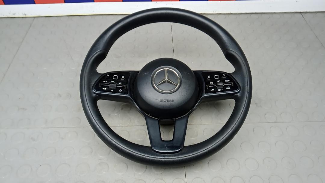 руль Mercedes-Benz Sprinter 3 поколение (W907) 2018, 2.2 л., дизель, МКПП, микроавтобус - фото №1