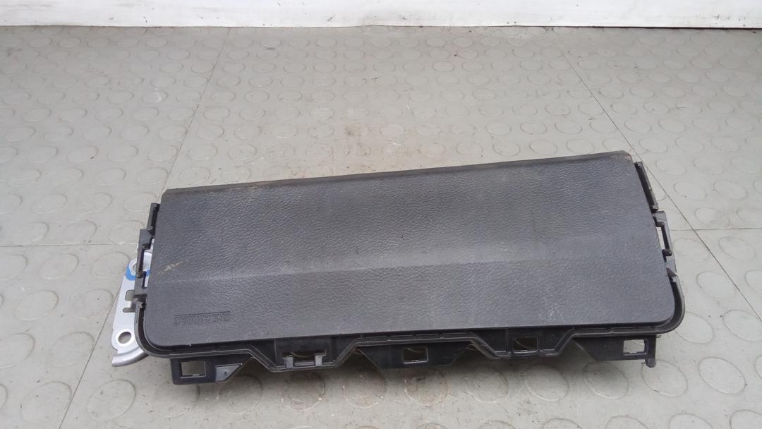 подушка безопасности пассажира Suzuki SX4 2 поколение 2014, 1.6 л., бензин, МКПП, хетчбэк 5 дв. - фото №1