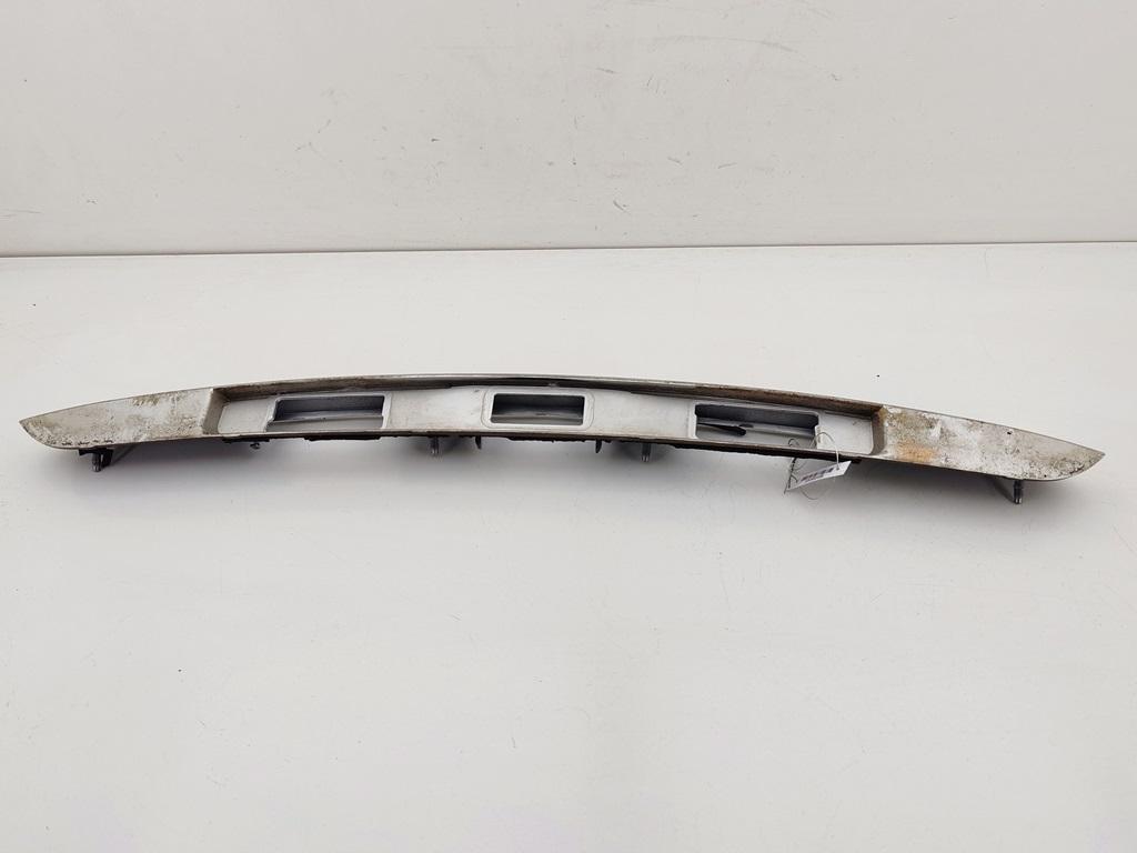 накладка подсветки номера Renault Clio III 2012, 1.2 л., бензин, МКПП, серый, универсал, 8200883011