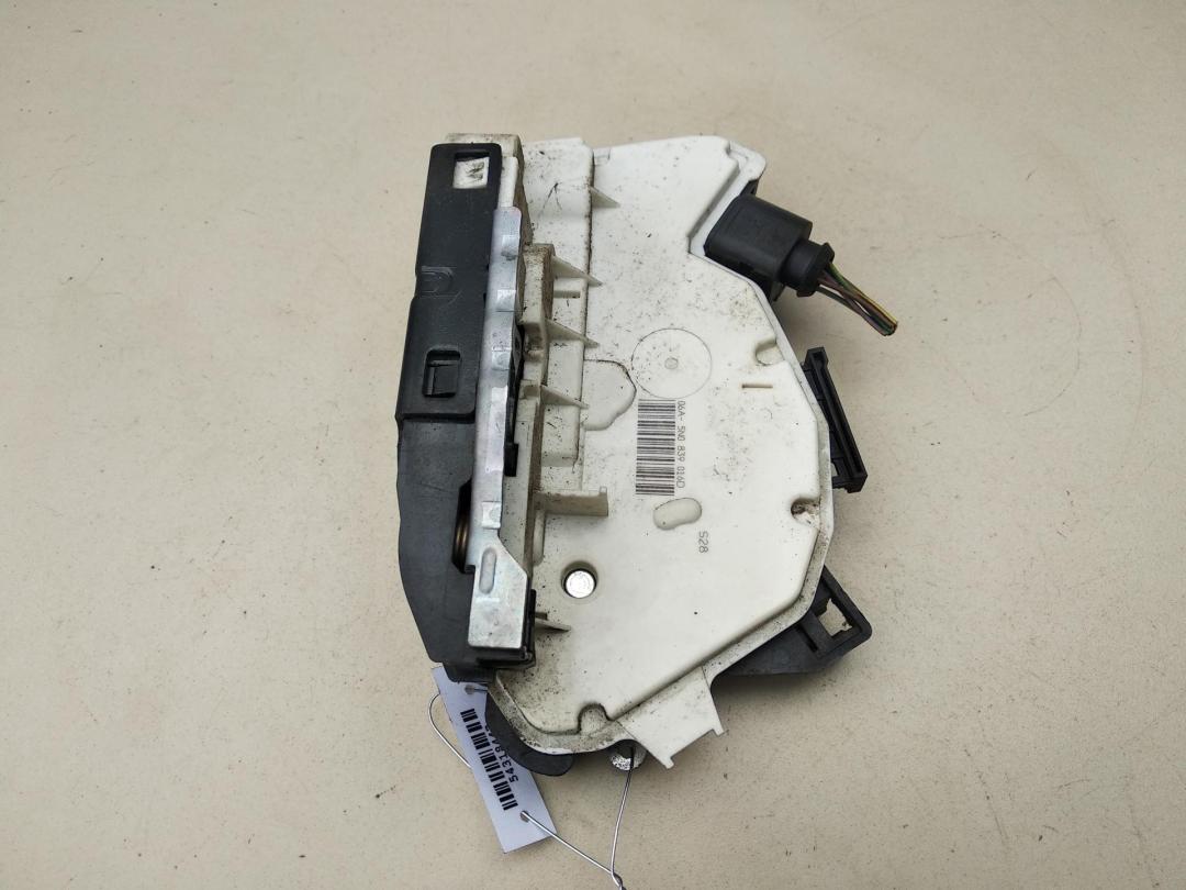 замок двери задней правой Skoda Fabia mk2 (5J) 2010, 1.6 л., дизель, МКПП, красный, универсал, 5N0839016D