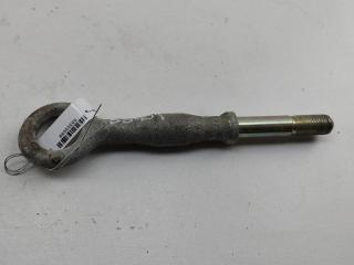 крюк буксировочный Volvo V70 2 поколение 2001, 2.4 л., бензин, МКПП, чёрный, универсал