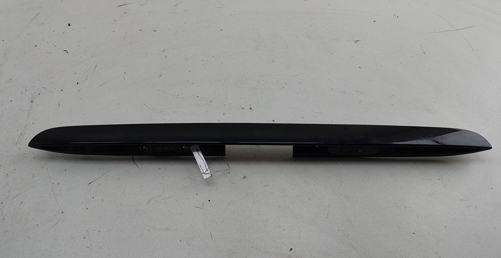 накладка подсветки номера Mercedes-Benz M-Class ML W163 2003, 2.7 л., дизель, АКПП, синий, внедорожник 5 дв. - фото №1