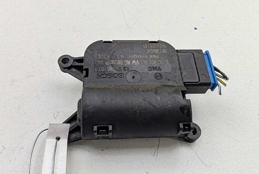 моторчик заслонки печки Audi A3 8P 2007, 2.0 л., дизель, МКПП, чёрный, хетчбэк 3 дв., 1K0907511B