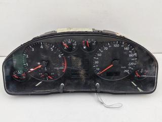 приборная панель Audi A6 4B/C5 1998, 2.4 л., бензин, АКПП, бежевый, седан, 4B0919860F