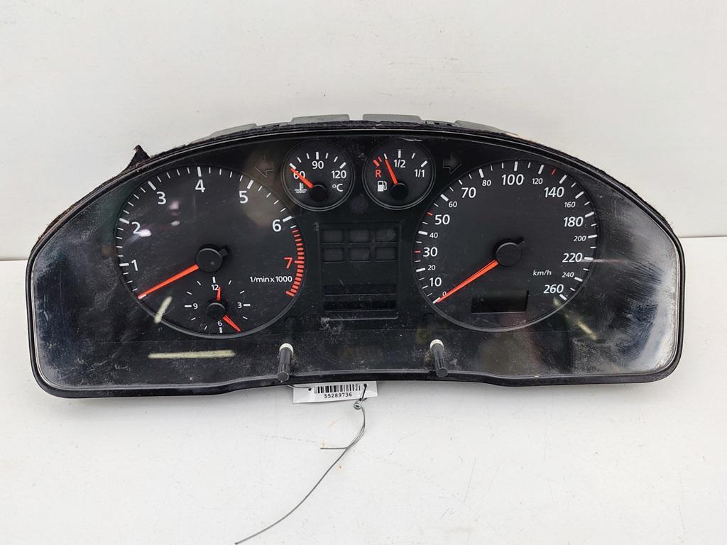 приборная панель Audi A4 B5 1997, 1.8 л., Ti, бензин, МКПП, серый, универсал, 8D0919860G