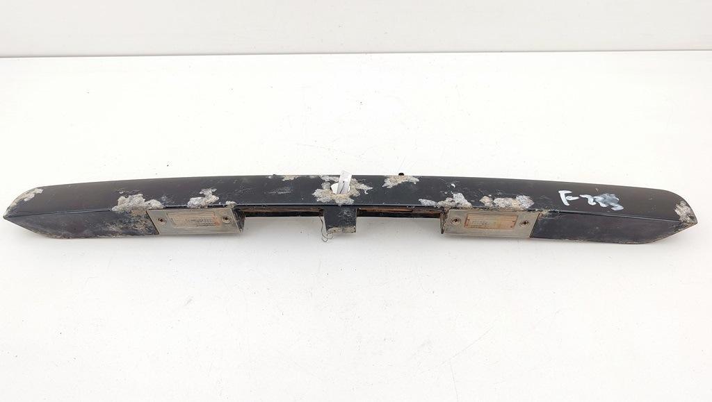 накладка подсветки номера Audi A4 B5 2001, 1.9 л., дизель, МКПП, чёрный, универсал, 8D9827576