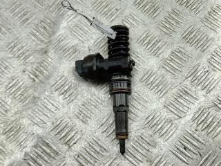 форсунка Audi A4 B5 [рестайлинг] 2001, 1.9 л., дизель, МКПП, чёрный, универсал, 045130073T