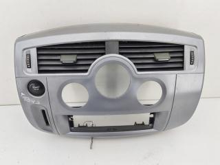 дефлектор обдува салона Renault Scenic 2 поколение [рестайлинг] 2006, 2.0 л., бензин, АКПП, синий, минивэн, 8200140713