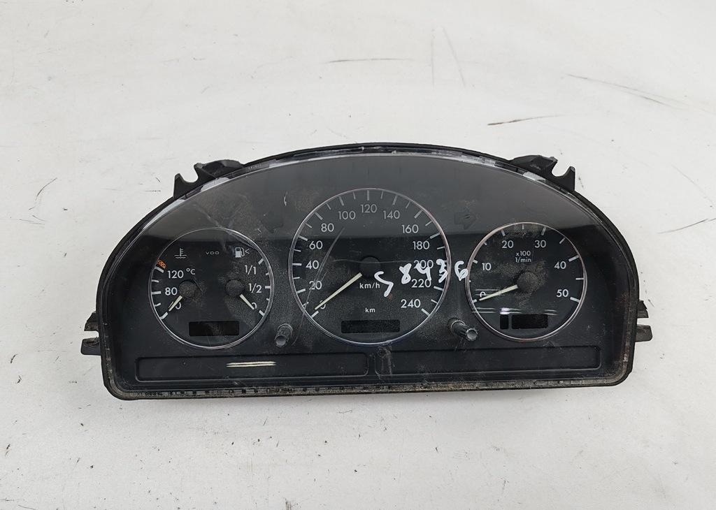 приборная панель Mercedes-Benz M-Class ML W163 2004, 2.7 л., дизель, АКПП, чёрный, внедорожник 5 дв., 1635409011 - фото №1