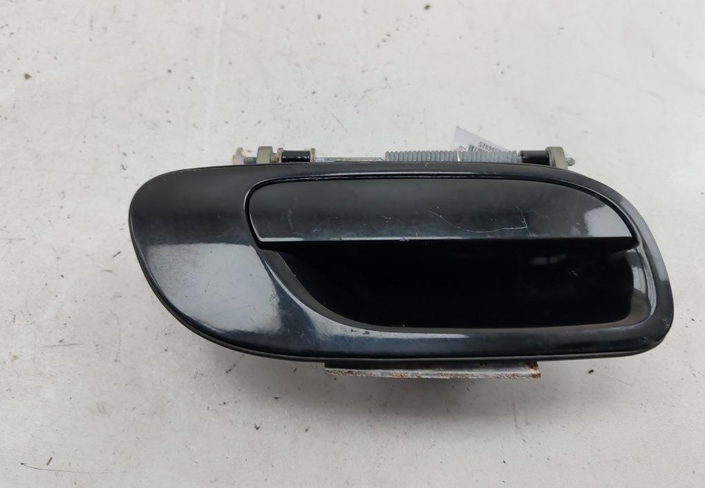 ручка наружная передняя правая Volvo S80 1 поколение 1999, 2.0 л., бензин, МКПП, чёрный, седан - фото №1