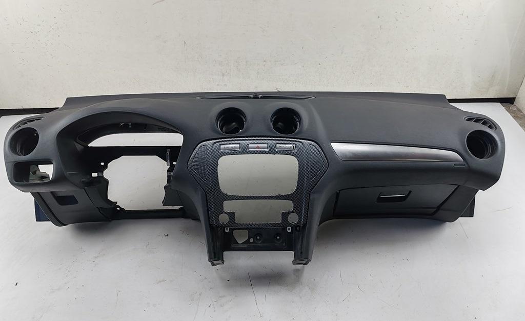 панель передняя салона (торпедо) Ford Mondeo 4 поколение 2008, 2.0 л., бензин, МКПП, чёрный, седан, 7S71A03648ACW - фото №1