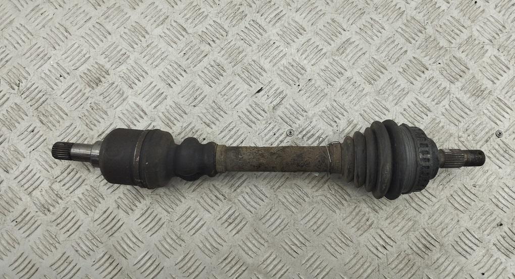 полуось передняя левая (приводной вал, ШРУС) Citroen Xsara Picasso 1 поколение 2001, 2.0 л., дизель, МКПП, серый, минивэн - фото №1