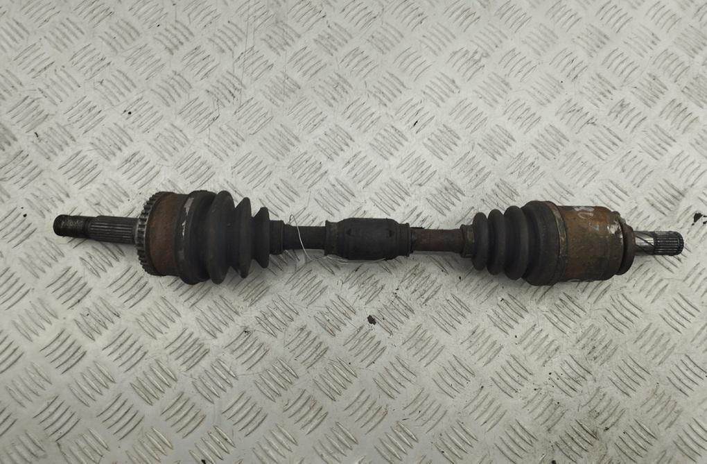 полуось передняя левая (приводной вал, ШРУС) Nissan Primera P11 1996, 1.6 л., бензин, МКПП, серый, седан