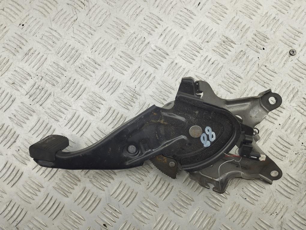 педаль тормоза Toyota Prius 2 поколение 2005, 1.5 л., гибрид, АКПП, серый, хетчбэк 5 дв. - фото №1