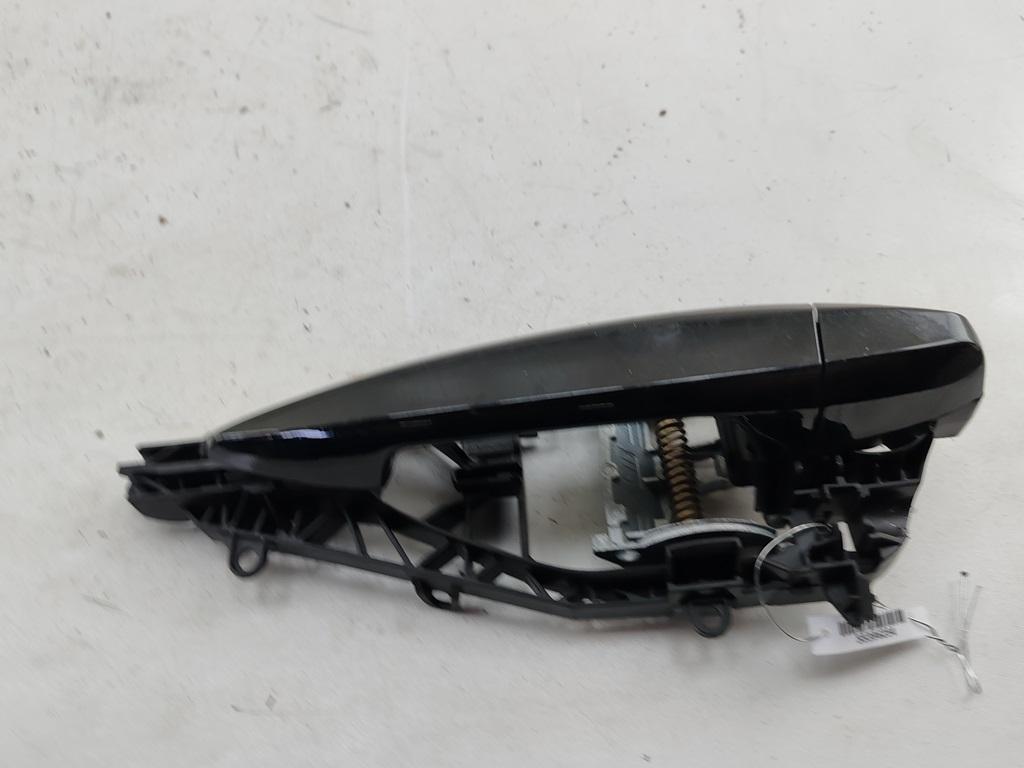 ручка наружная задняя левая BMW 2 Tourer F45/F46 2016, 1.5 л., бензин, МКПП, чёрный, минивэн - фото №1
