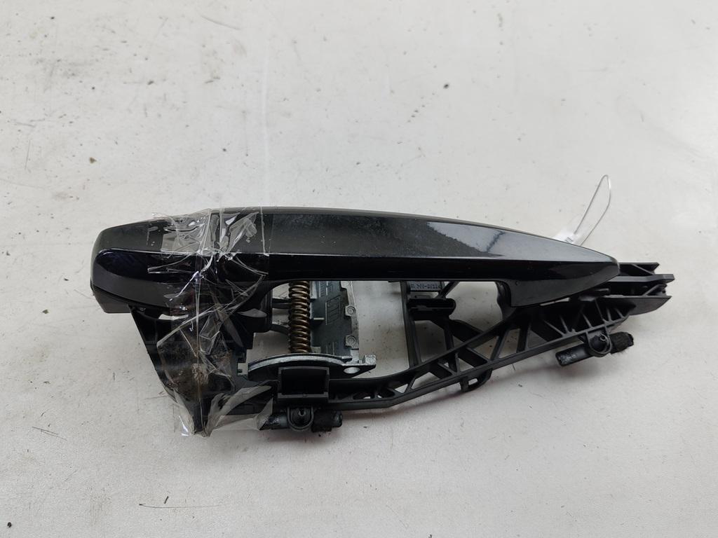 ручка наружная передняя правая BMW 2 Tourer F45/F46 2016, 1.5 л., бензин, МКПП, чёрный, минивэн - фото №1