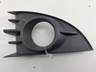 рамка фары противотуманной правой Renault Scenic 2 поколение [рестайлинг] 2007, 1.9 л., дизель, МКПП, чёрный, минивэн, 1013579