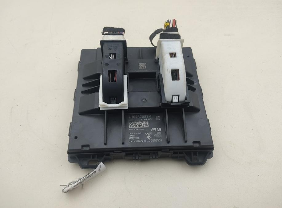 Блок управления BCM (Body Control Module) Volkswagen Transporter T5 2013, 2.0 л., дизель, АКПП, белый, микроавтобус, 7H0937087M