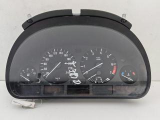 приборная панель BMW 5 серия E39 [рестайлинг] 2003, 2.2 л., бензин, АКПП, зелёный, универсал, 6914908