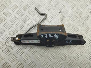 домкрат Peugeot 308 T7 2009, 1.4 л., бензин, МКПП, чёрный, хетчбэк 5 дв., 9649243380