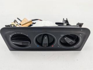 блок управления печки / климат-контроля Volkswagen Golf 3 поколение 1994, 1.6 л., бензин, МКПП, красный, хетчбэк 5 дв., 1H0819045A
