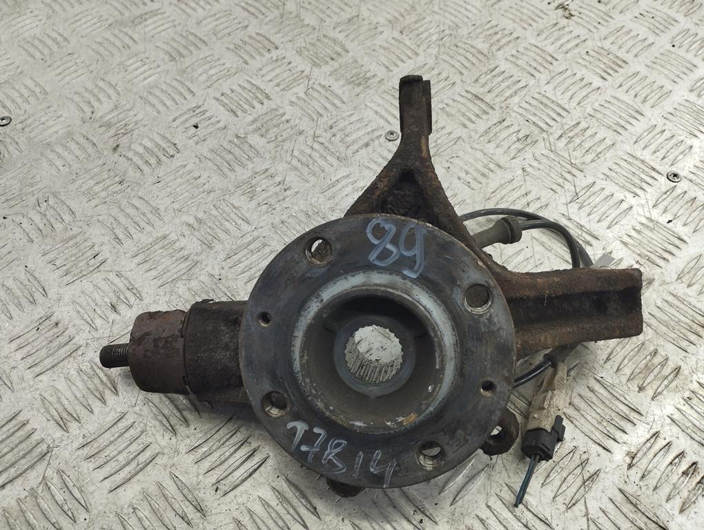 ступица передняя правая Citroen C4 2004, 1.6 л., бензин, МКПП, синий, хетчбэк 5 дв.