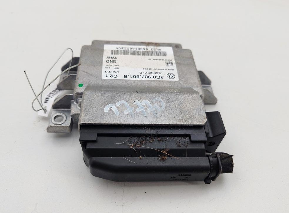 блок управления ручником Volkswagen Passat B6 2005, 2.0 л., дизель, МКПП, серый, универсал, 3C0907801B - фото №1