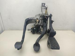 узел педальный (блок педалей) Volkswagen Passat B5 1997, 1.6 л., бензин, МКПП, зелёный, седан, 8D1721117E