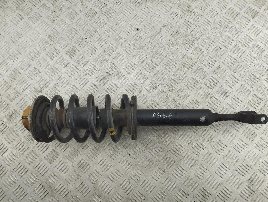 стойка передняя Volkswagen Passat B5+ (GP) 2002, 1.9 л., дизель, МКПП, чёрный, универсал, 3B04130310