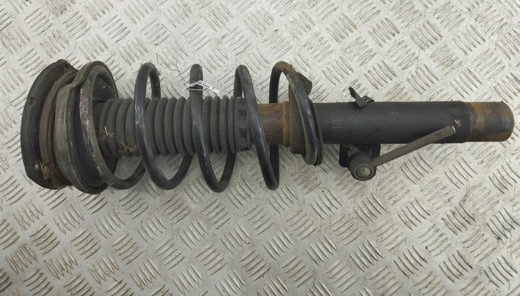 стойка передняя Peugeot 406 1997, 2.0 л., бензин, МКПП, зелёный, универсал