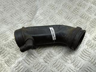 патрубок воздушного фильтра Volkswagen Passat B5 1997, 1.6 л., бензин, 050133354