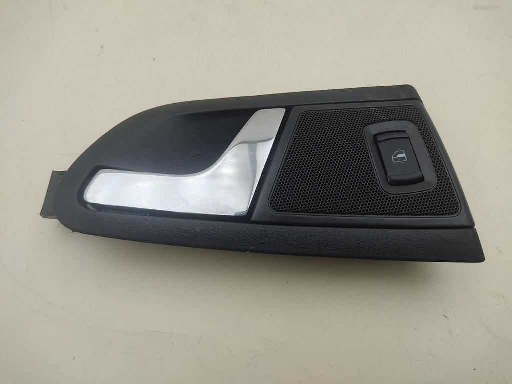 ручка внутренняя задняя левая Skoda Octavia mk1 (A4 1U) 2001, 2.0 л., бензин, МКПП, серый, универсал, 1U4839247B - фото №1