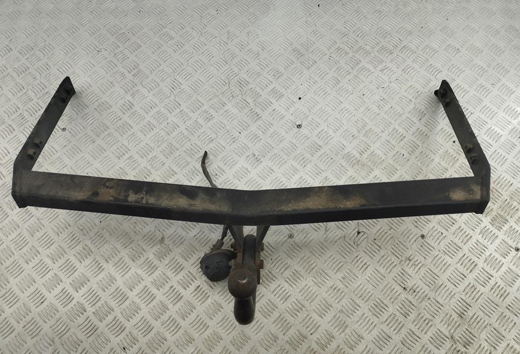 прицепное устройство (фаркоп) Volkswagen Golf 4 поколение 2001, 1.6 л., бензин, МКПП, серый, универсал, 027491 - фото №1