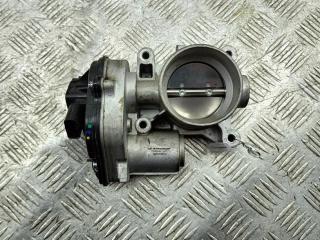 заслонка дроссельная Ford Focus 2 поколение [рестайлинг] 2008, 1.8 л., бензин, МКПП, белый, универсал, H102411187