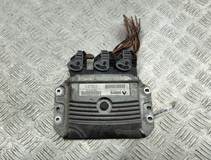 ЭБУ Renault Megane 2 поколение 2004, 1.6 л., бензин, МКПП, серый, универсал, 8200321263, 8200387138 - фото №1